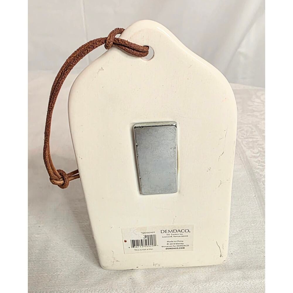 Demdaco Magnetic Crock Wall Pocket "Give it a Rest" 2019 Ceramic 5 1/2" x 3 1/2" - Picture 3 of 6